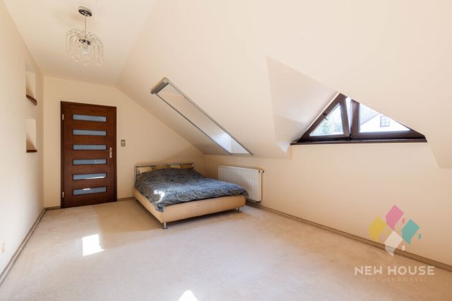 dom wolnostojący, 6 pokoi Stawiguda, ul. Perłowa. Zdjęcie 14