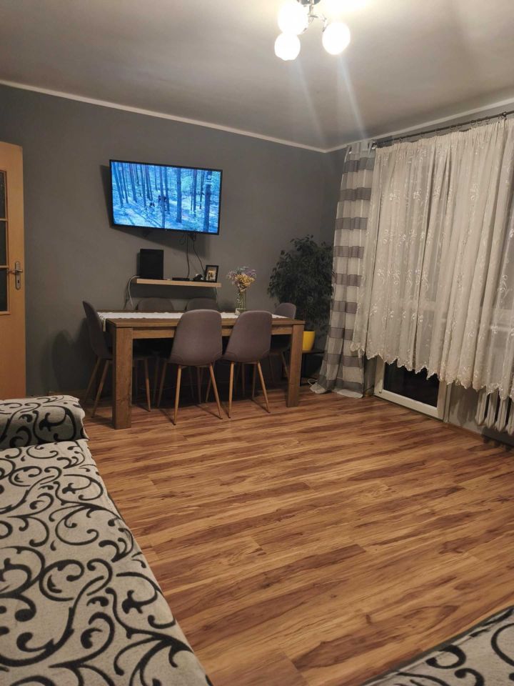 Mieszkanie 3-pokojowe Jarocin, ul. Stanisława Moniuszki. Zdjęcie 4