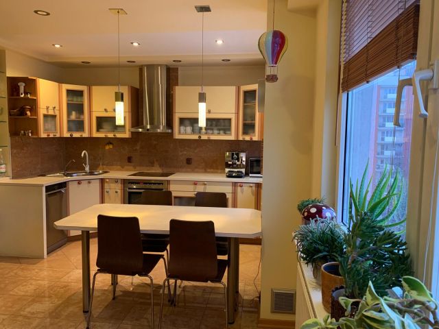 Mieszkanie 4-pokojowe Rzeszów Krakowska , ul. Sportowa. Zdjęcie 1