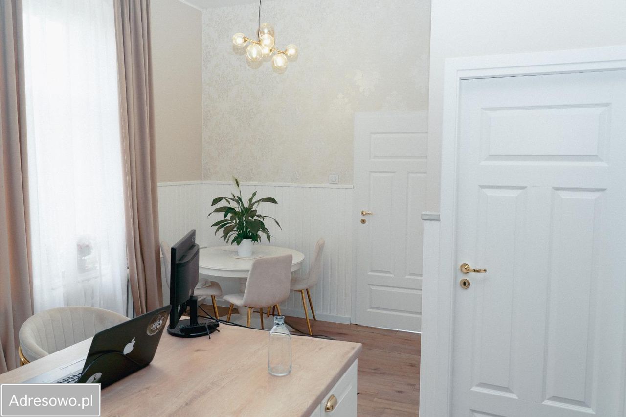 Mieszkanie 2-pokojowe Borkowice. Zdjęcie 4