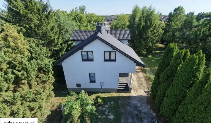 dom wolnostojący, 6 pokoi Zamość, ul. Klonowa