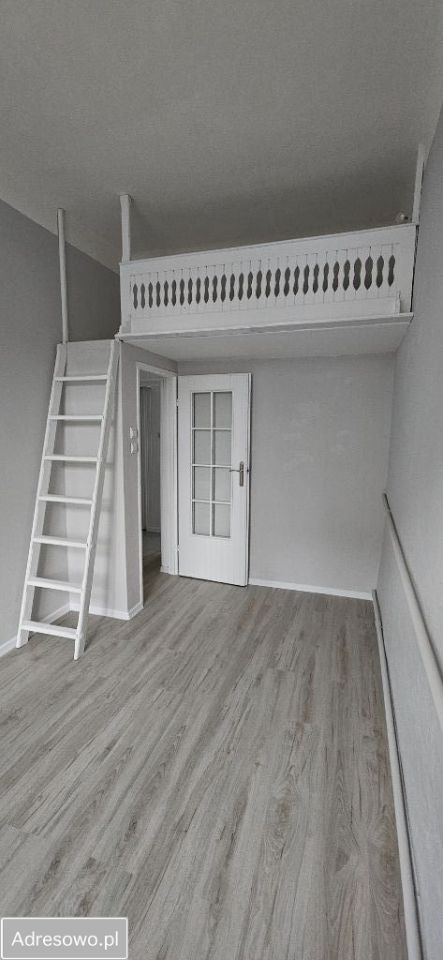 Mieszkanie 3-pokojowe Żyrardów. Zdjęcie 3