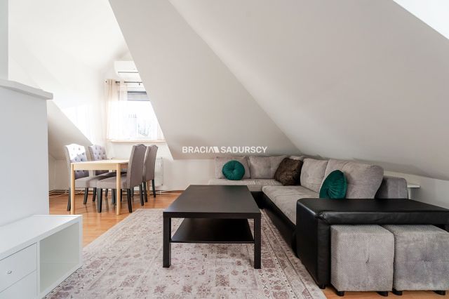 Mieszkanie 3-pokojowe Skawina, ul. Aleksandra Głowackiego. Zdjęcie 2