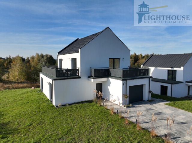 dom wolnostojący, 5 pokoi Zła Wieś. Zdjęcie 1