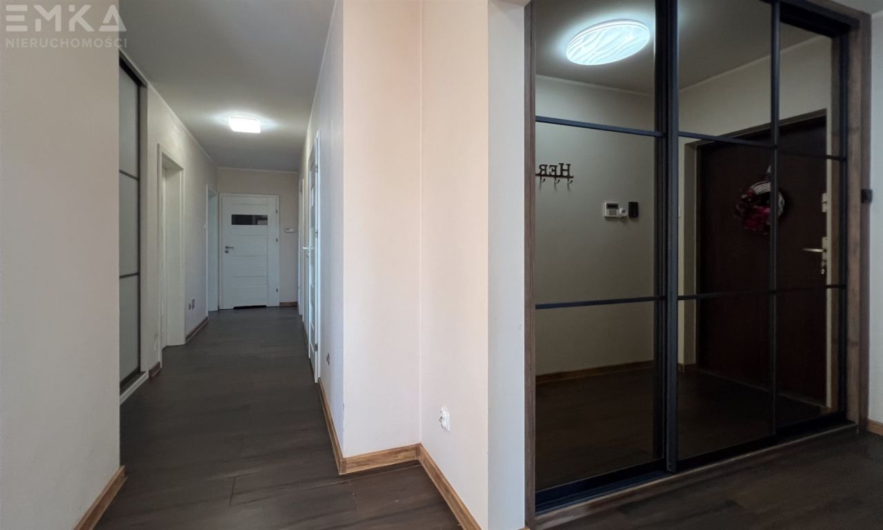 dom wolnostojący, 4 pokoje Podole. Zdjęcie 25