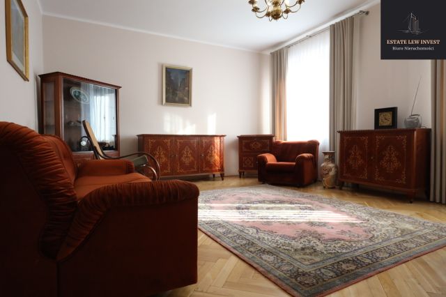 Mieszkanie 4-pokojowe Kraków Krowodrza, ul. Królewska. Zdjęcie 1