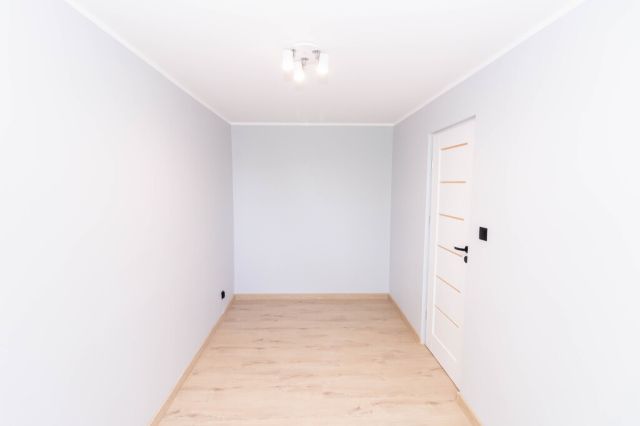 Mieszkanie 2-pokojowe Ostrowiec Świętokrzyski, ul. Mikołaja Kopernika. Zdjęcie 9