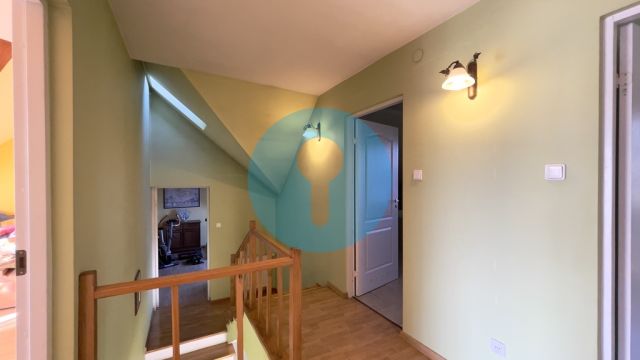 bliźniak, 5 pokoi Bilcza. Zdjęcie 22