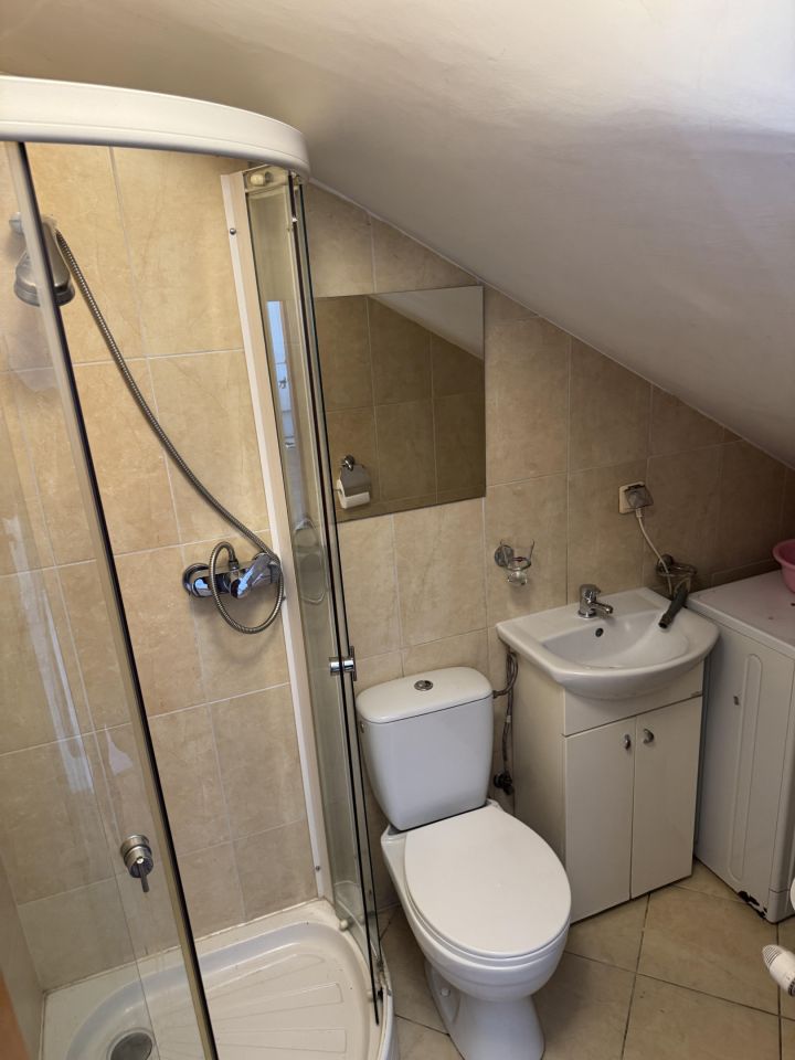 dom szeregowy, 4 pokoje Bielsko-Biała Hałcnów, ul. Józefa Braka. Zdjęcie 8