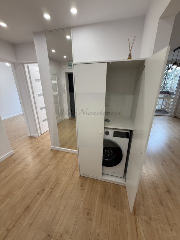 Mieszkanie 3-pokojowe Warszawa Targówek, ul. Krasnobrodzka. Zdjęcie 3