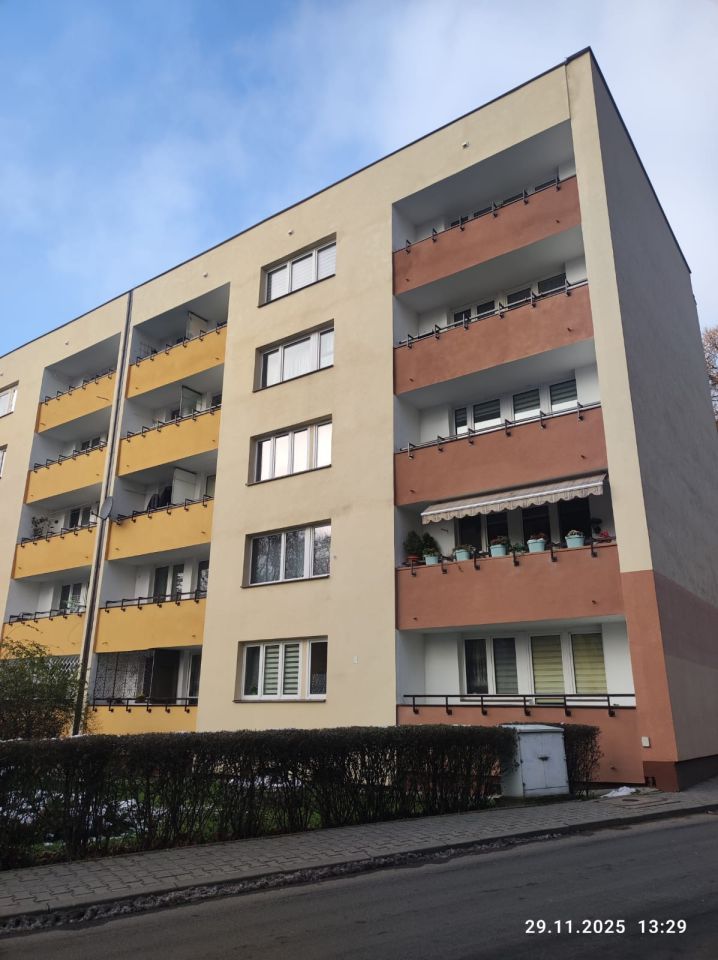 Mieszkanie 3-pokojowe Chorzów Klimzowiec, ul. Różana. Zdjęcie 7