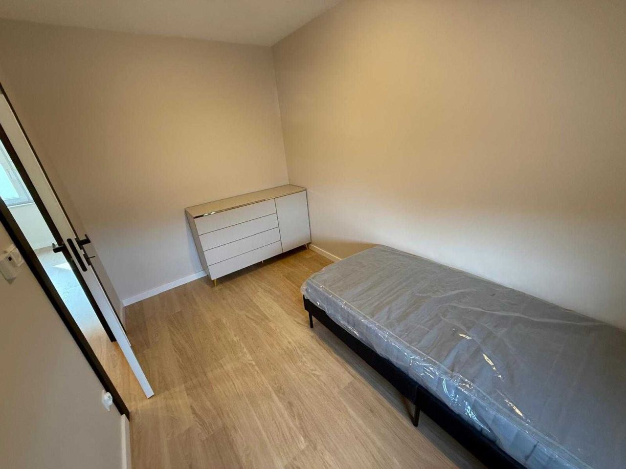 Mieszkanie 3-pokojowe Śmieszkowo. Zdjęcie 7