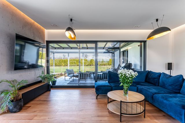 dom wolnostojący, 4 pokoje Trzciana. Zdjęcie 7