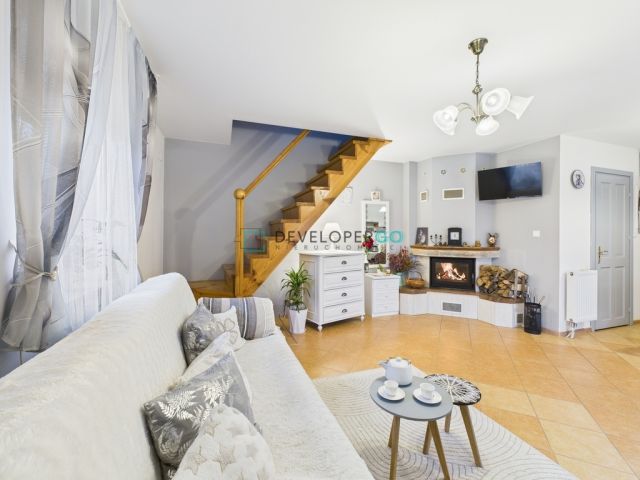 dom wolnostojący, 3 pokoje Solniczki. Zdjęcie 3