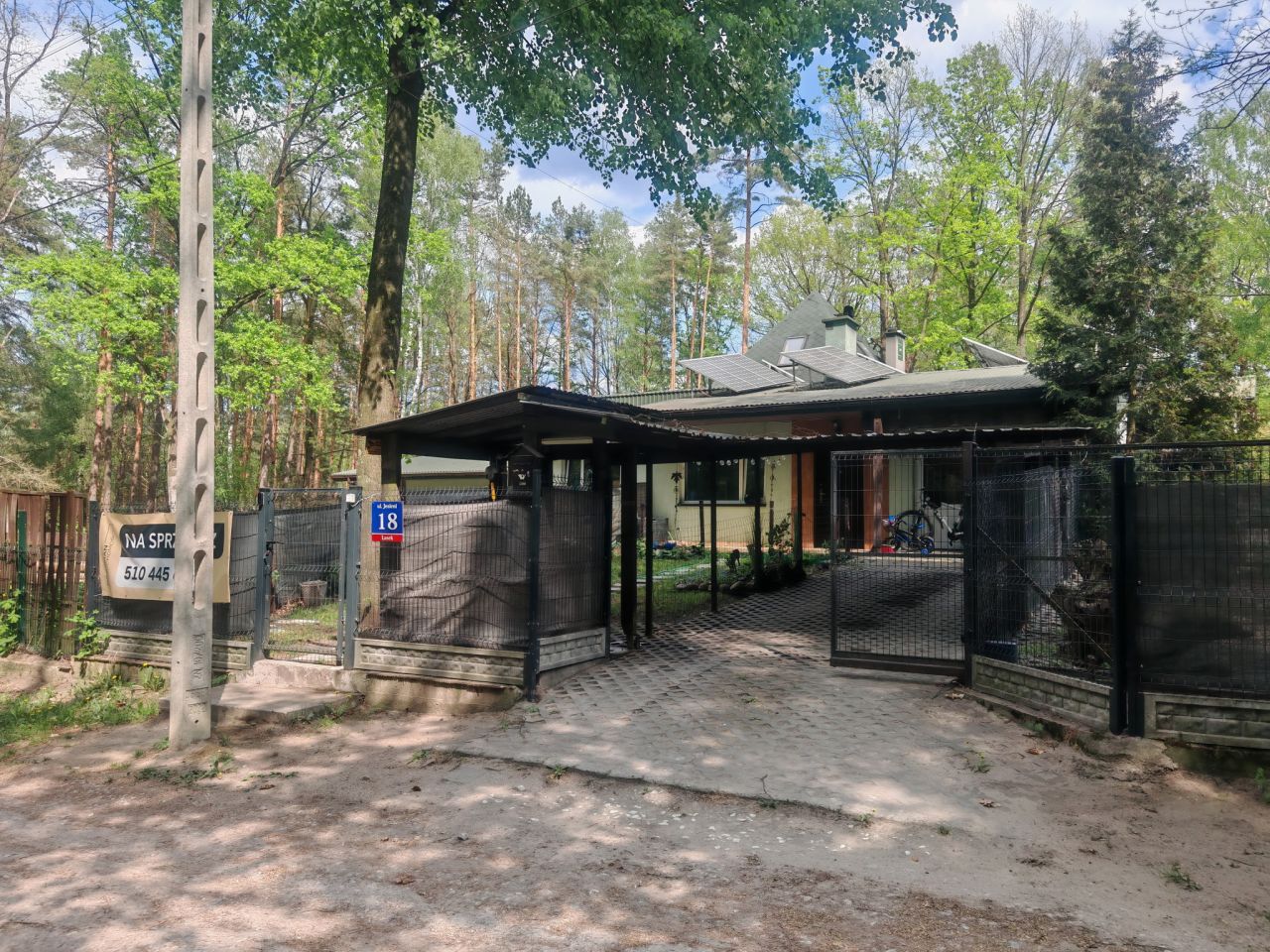 bliźniak, 4 pokoje Lasek, Jesieni. Zdjęcie 1