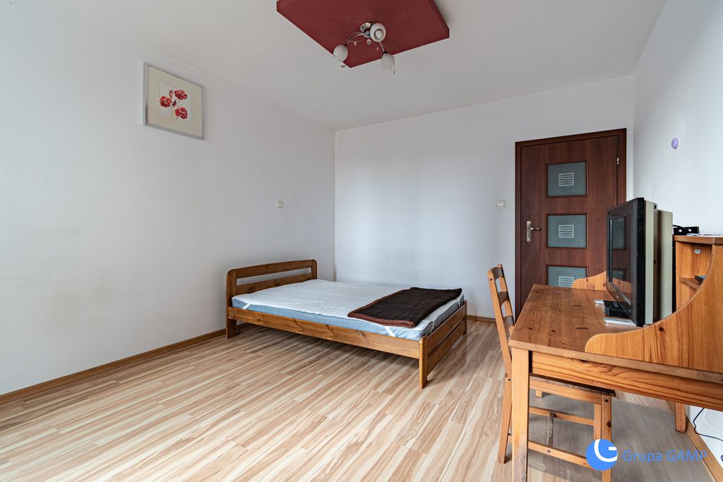 Mieszkanie 2-pokojowe Kraków Górka Narodowa, ul. Krowoderskich Zuchów. Zdjęcie 3