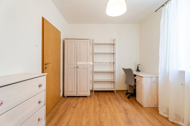 Mieszkanie 3-pokojowe Kraków Prądnik Czerwony, ul. Jezuitów. Zdjęcie 8