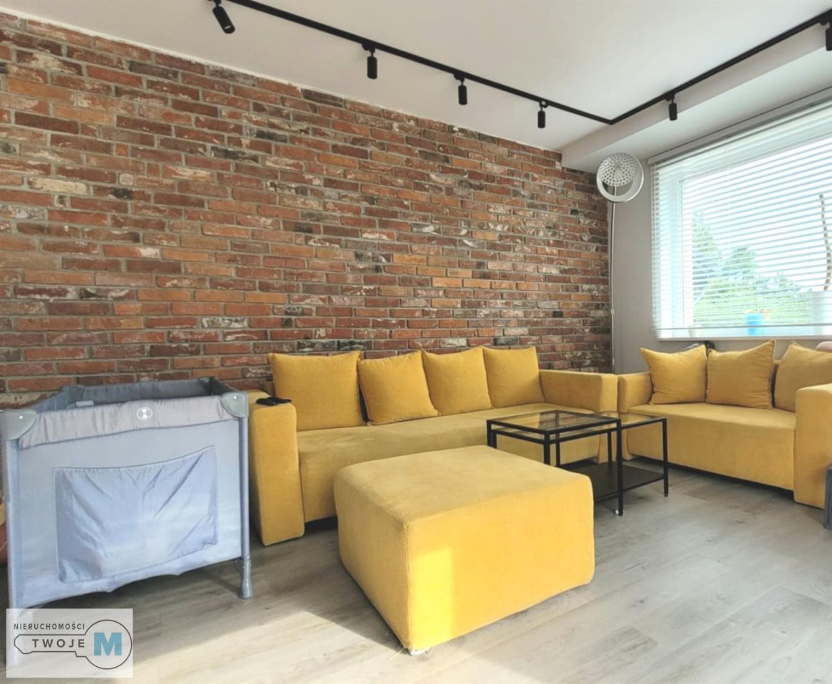 dom wolnostojący, 4 pokoje Oblęgór. Zdjęcie 3