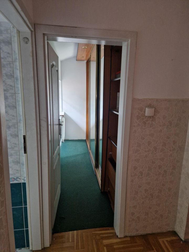 dom wolnostojący, 12 pokoi Warszawa Wesoła, ul. 1 Praskiego Pułku. Zdjęcie 26