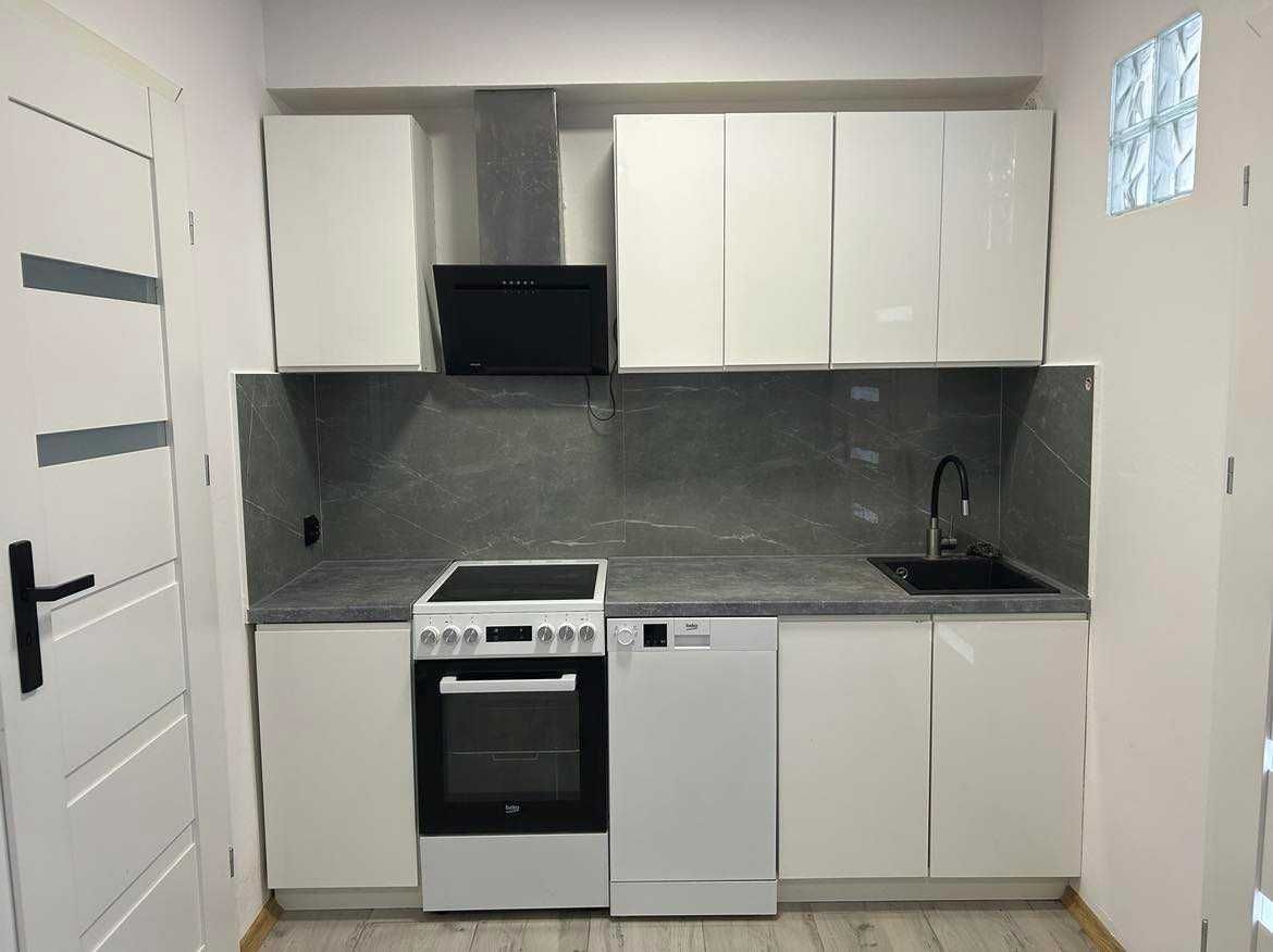 Mieszkanie 4-pokojowe Warszawa Wawer. Zdjęcie 1