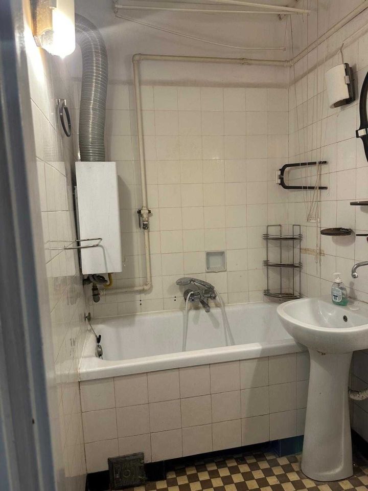 Mieszkanie 3-pokojowe Kielce Sady. Zdjęcie 6