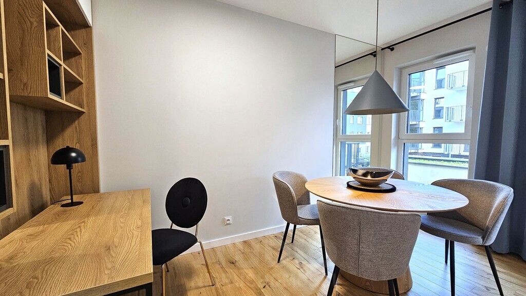 Mieszkanie 3-pokojowe Kraków, ul. Rydlówka. Zdjęcie 4