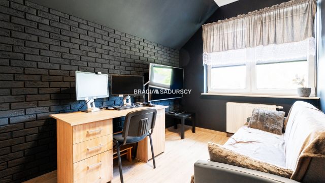 Mieszkanie 4-pokojowe Tomaszowice, ul. Kolberga. Zdjęcie 22