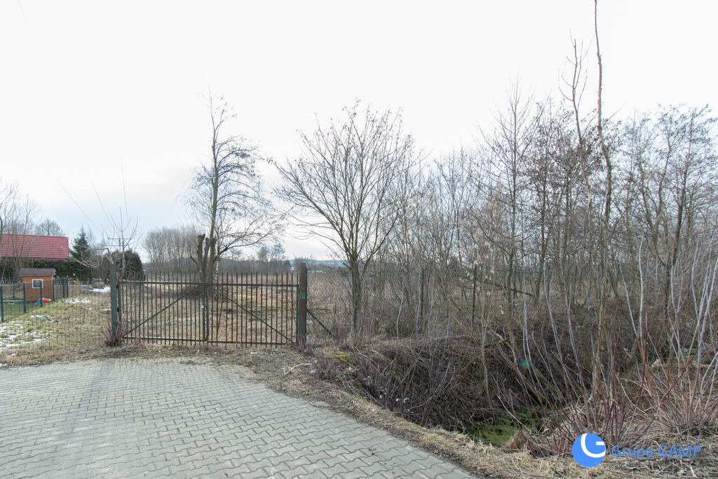 Działka Modlniczka, ul. Komandosów