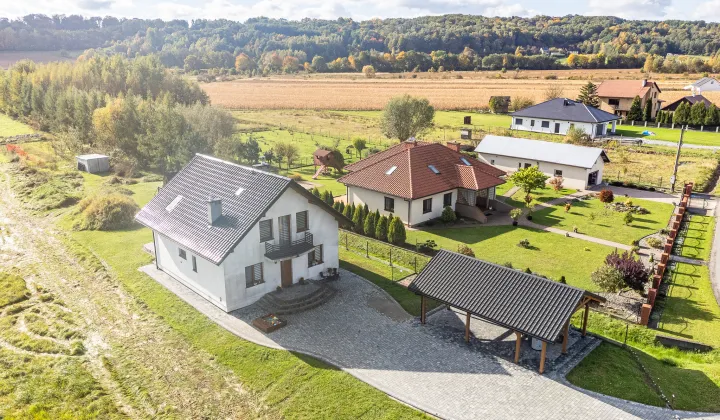 dom wolnostojący, 4 pokoje Kossowa Ulica