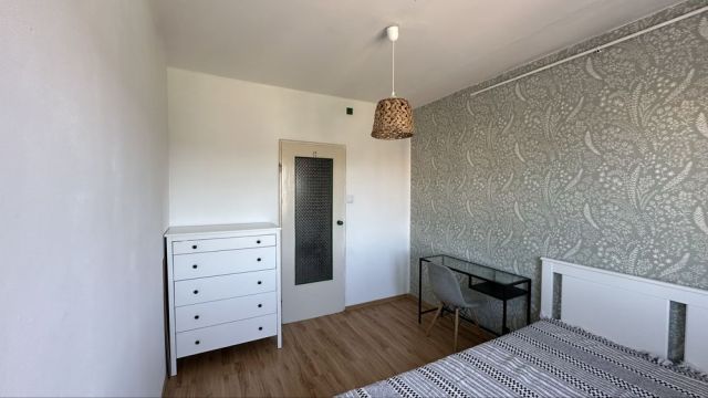 Mieszkanie 3-pokojowe Nowy Dwór Mazowiecki Osiedle Młodych, ul. gen. Leopolda Okulickiego. Zdjęcie 1