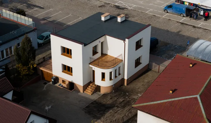 dom wolnostojący, 5 pokoi Żnin, Plac Zamkowy