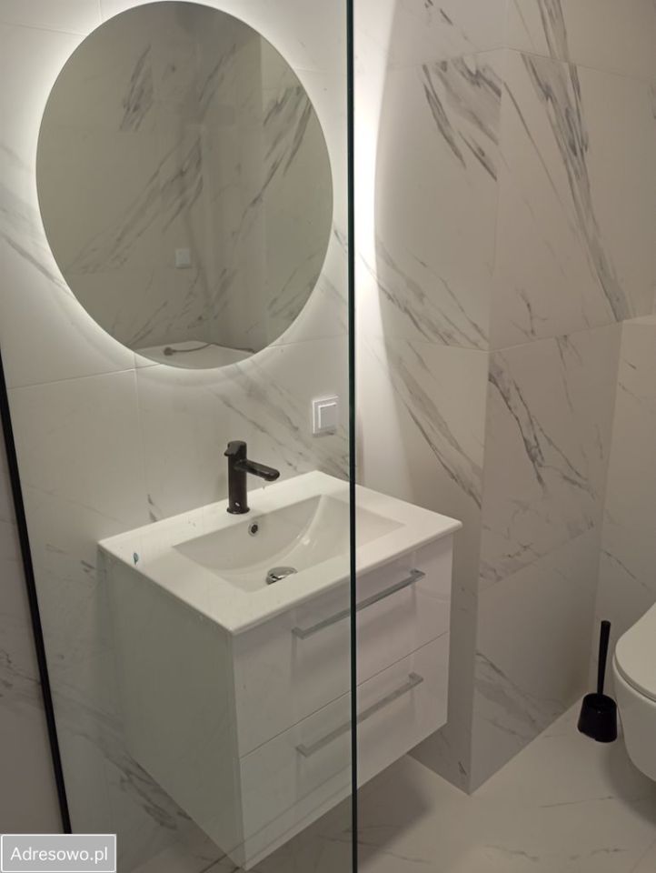 Mieszkanie 2-pokojowe Zamienie. Zdjęcie 4