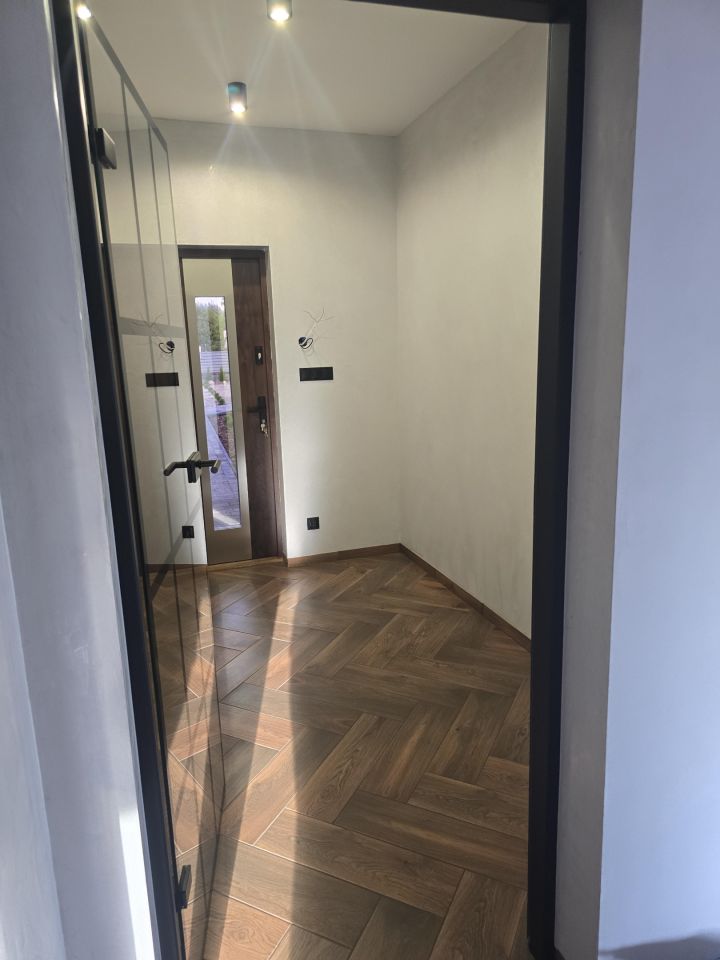 dom wolnostojący, 4 pokoje Górnica. Zdjęcie 7