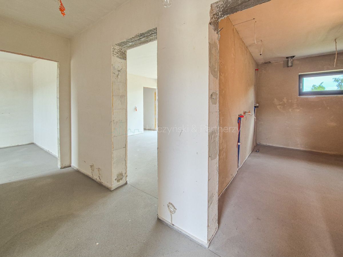 dom wolnostojący, 5 pokoi Komarno. Zdjęcie 10