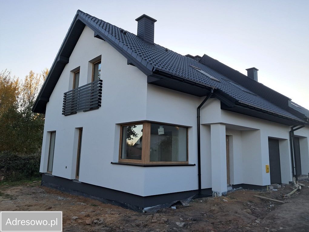 bliźniak, 4 pokoje Starachowice, ul. Jałowcowa. Zdjęcie 3