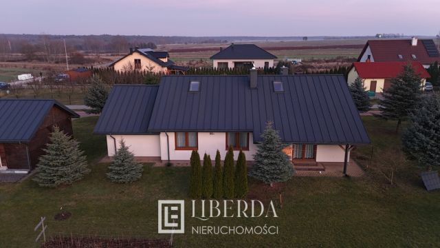 dom wolnostojący, 5 pokoi Biskupie-Kolonia. Zdjęcie 15