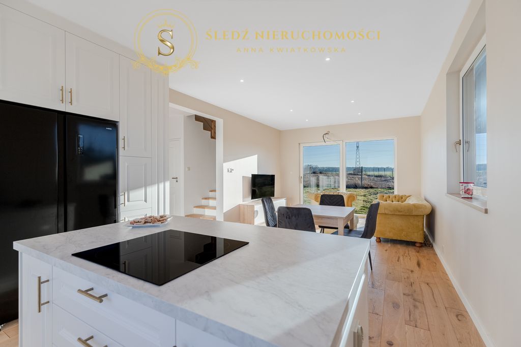 bliźniak, 4 pokoje Chróstnik. Zdjęcie 15