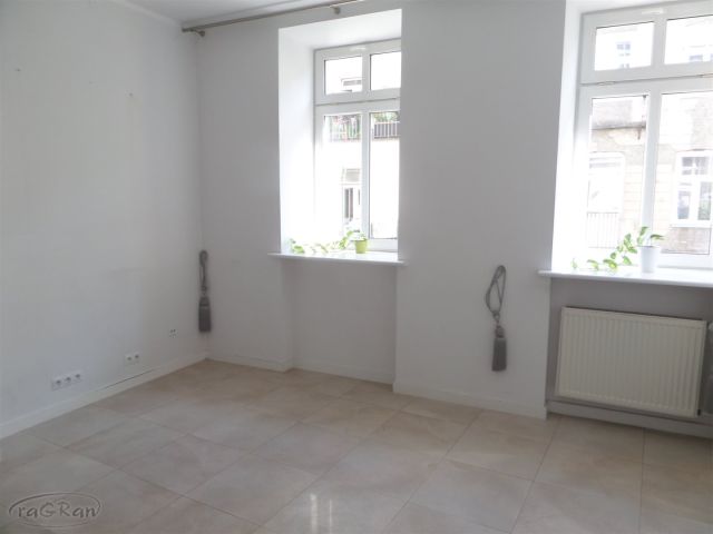 Mieszkanie 9-pokojowe Warszawa Praga-Północ, ul. Kępna. Zdjęcie 3