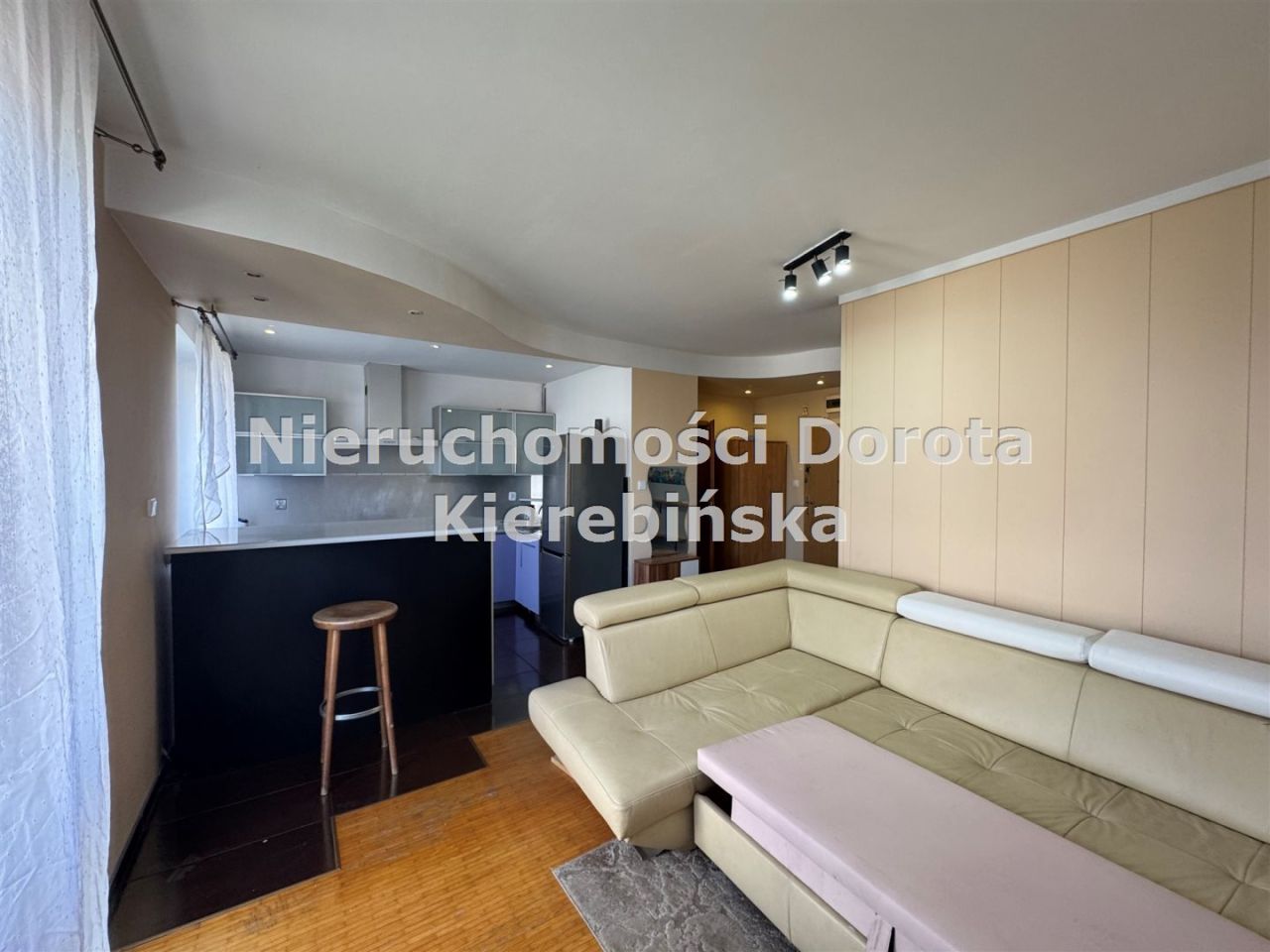 Mieszkanie 1-pokojowe Tomaszów Mazowiecki, ul. Szeroka. Zdjęcie 2