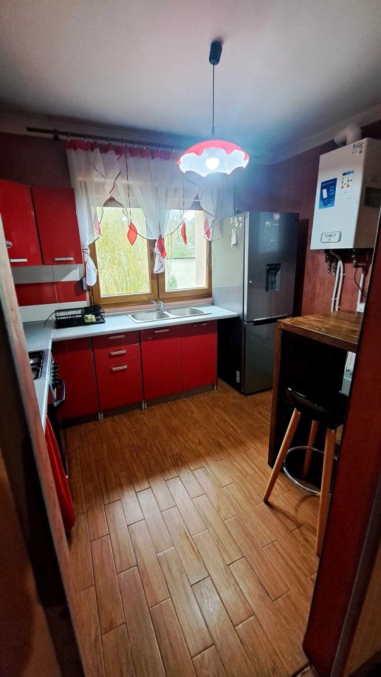 Mieszkanie 3-pokojowe Osiecznica. Zdjęcie 2