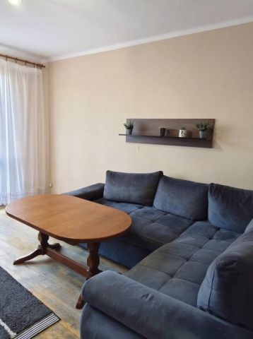 Mieszkanie 3-pokojowe Bytom Śródmieście, ul. Kazimierza Pułaskiego. Zdjęcie 1