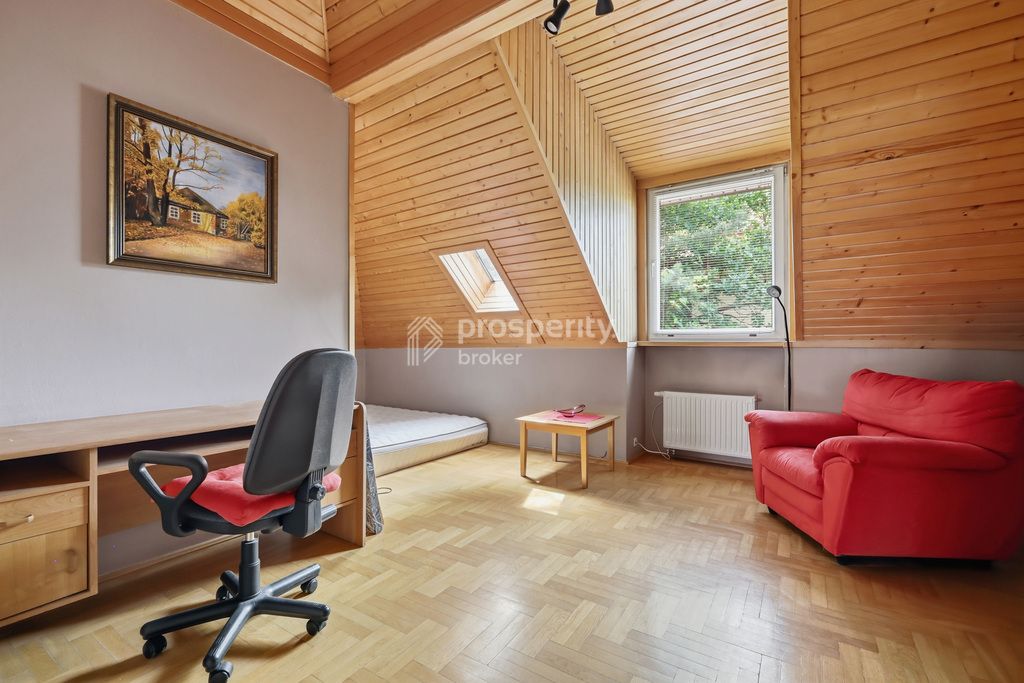 dom wolnostojący, 5 pokoi Laski, ul. Podleśna. Zdjęcie 21