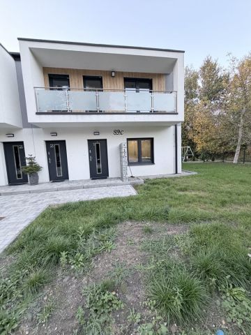 Mieszkanie 3-pokojowe Rybnik. Zdjęcie 1