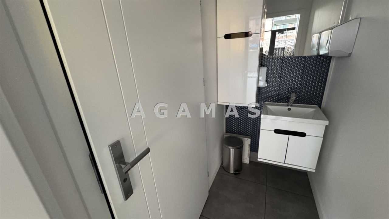 Lokal Wrocław Fabryczna. Zdjęcie 13