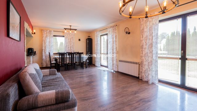 dom wolnostojący, 5 pokoi Wolica. Zdjęcie 4