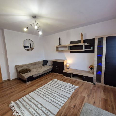 Mieszkanie 2-pokojowe Kęty, os. gen. Władysława Sikorskiego. Zdjęcie 1