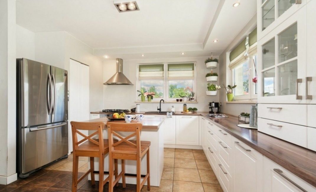 dom wolnostojący, 5 pokoi Długa Kościelna, ul. Powstania Styczniowego. Zdjęcie 8