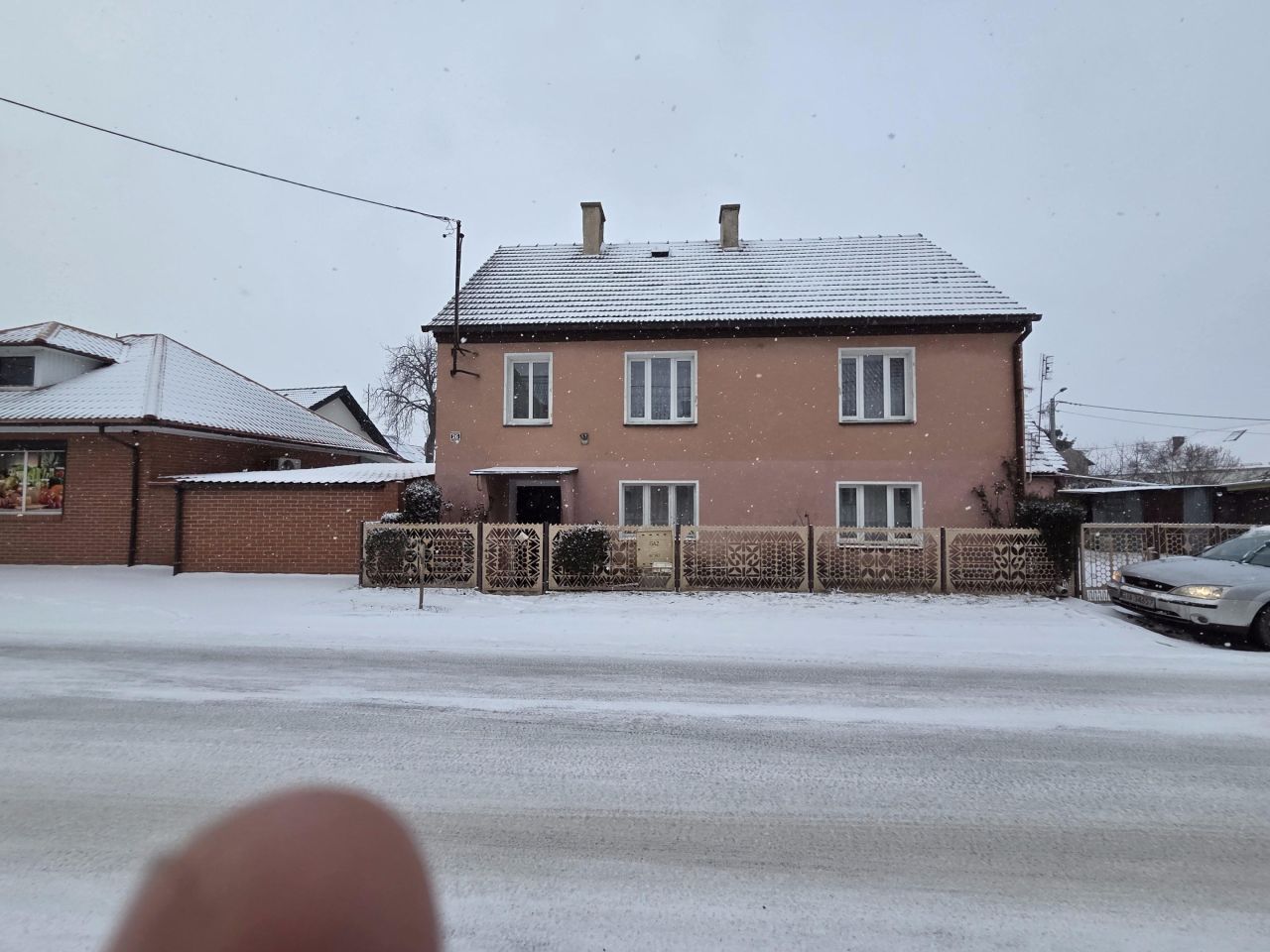 dom wolnostojący, 5 pokoi Lutynia, ul. Tadeusza Kościuszki. Zdjęcie 2