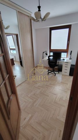 Mieszkanie 3-pokojowe Warszawa Mokotów, al. Wyścigowa. Zdjęcie 7