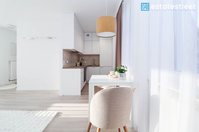 Mieszkanie 3-pokojowe Kraków, os. Stalowe. Zdjęcie 1